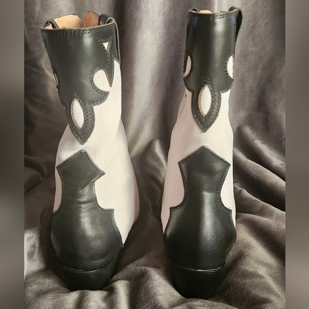 Short Boots - Picture 2 of 4